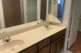 3301 E Earll, Phoenix, AZ 85018 - Photo 9