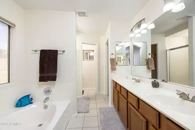 707 W Baylor Lane, Gilbert, AZ 85233 - Photo 11