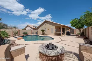 707 W Baylor Ln, Gilbert, AZ 85233 - Photo 17