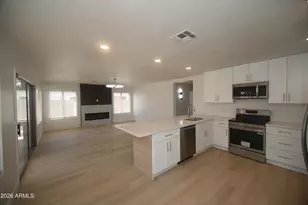 1403 W Goldfinch Way, Chandler, AZ 85286 - Photo 7