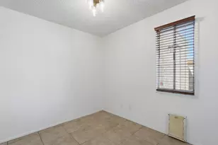 1017 E Redfield Rd, Tempe, AZ 85283 - Photo 9