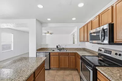 11609 W Columbine Drive, El Mirage, AZ 85335 - Photo 17