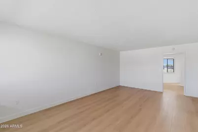 10917 W Thunderbird Boulevard, Sun City, AZ 85351 - Photo 5