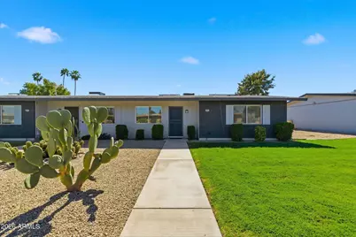 10917 W Thunderbird Boulevard, Sun City, AZ 85351 - Photo 1