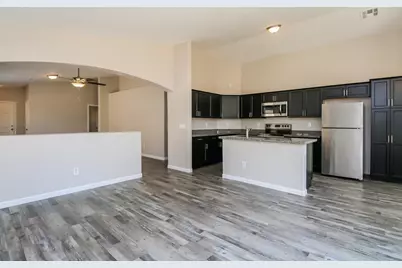 2635 W Half Moon Circle, San Tan Valley, AZ 85144 - Photo 3