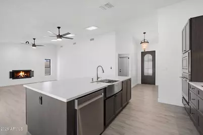 6204 W Garden Drive, Glendale, AZ 85304 - Photo 3