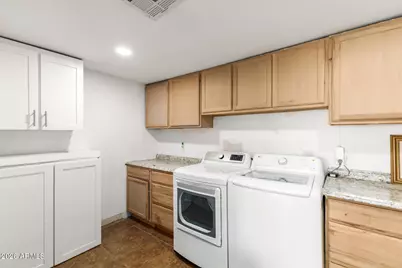 5738 W Pierson Street, Phoenix, AZ 85031 - Photo 35