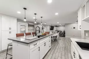 5738 W Pierson St, Phoenix, AZ 85031 - Photo 15