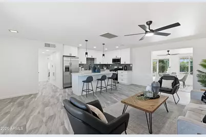 10547 W Sun City Boulevard, Sun City, AZ 85351 - Photo 15