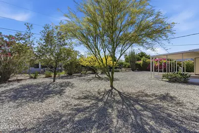 10547 W Sun City Boulevard, Sun City, AZ 85351 - Photo 37