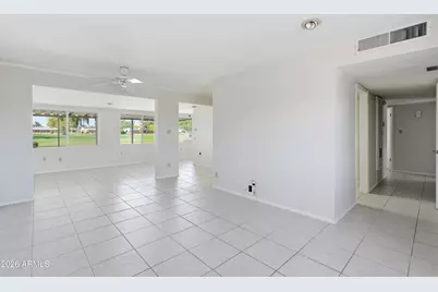 10426 W Sun City Boulevard, Sun City, AZ 85351 - Photo 9