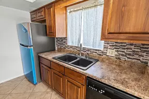 850 S River Dr, Tempe, AZ 85281 - Photo 13