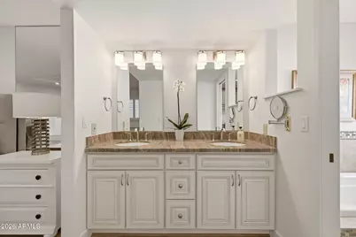 8167 E Del Caverna Drive, Scottsdale, AZ 85258 - Photo 17