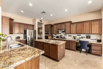 1310 E Ibis Street, Gilbert, AZ 85297 - Photo 5