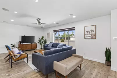 8731 E Jackrabbit Road, Scottsdale, AZ 85250 - Photo 7