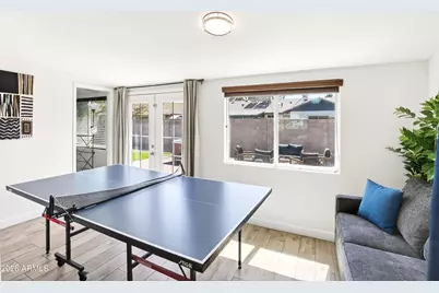 8731 E Jackrabbit Road, Scottsdale, AZ 85250 - Photo 35