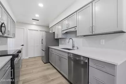 1207 E Northshore Drive #136, Tempe, AZ 85283 - Photo 9