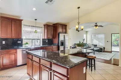 2823 E Questa Drive, Phoenix, AZ 85024 - Photo 7