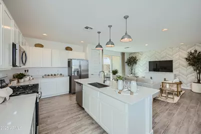 10158 E Ulysses Avenue, Mesa, AZ 85212 - Photo 3