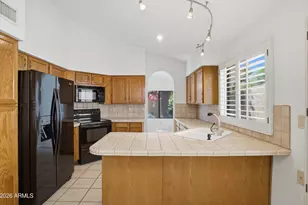 37 E Greentree Dr, Tempe, AZ 85284 - Photo 11