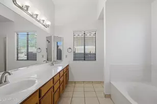 37 E Greentree Dr, Tempe, AZ 85284 - Photo 17