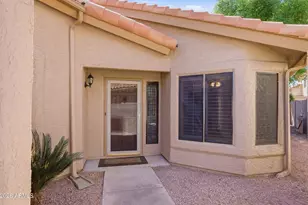 37 E Greentree Dr, Tempe, AZ 85284 - Photo 3