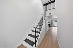 2847 N 49th Pl, Phoenix, AZ 85008 - Photo 11