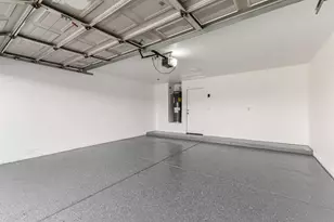 8821 W Loma Ln, Peoria, AZ 85345 - Photo 15