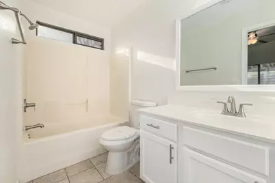 8821 W Loma Lane, Peoria, AZ 85345 - Photo 19