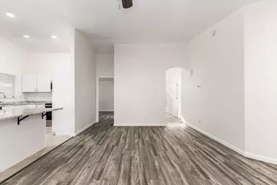 8821 W Loma Lane, Peoria, AZ 85345 - Photo 3