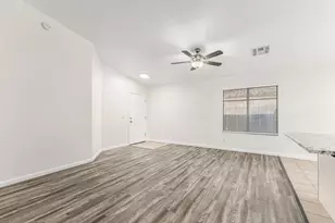 8821 W Loma Ln, Peoria, AZ 85345 - Photo 27