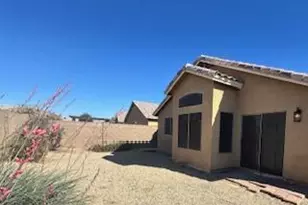 8568 W Hatcher Rd, Peoria, AZ 85345 - Photo 5