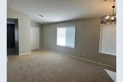 8568 W Hatcher Road, Peoria, AZ 85345 - Photo 13