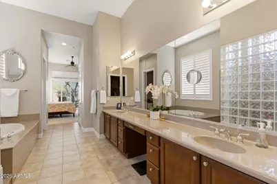 40118 N Lytham Way, Phoenix, AZ 85086 - Photo 19