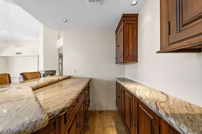 10675 E Fernwood Lane, Scottsdale, AZ 85262 - Photo 11