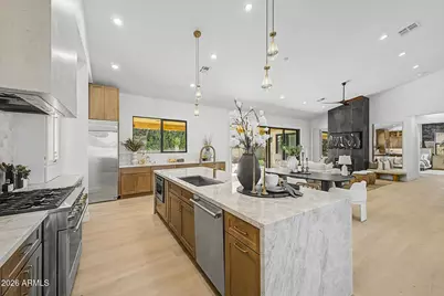 5101 E Laurel Lane, Scottsdale, AZ 85254 - Photo 13