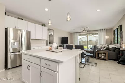 12469 W Marlette Avenue, Litchfield Park, AZ 85340 - Photo 7