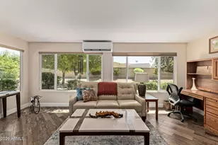 10809 W Palmeras Dr, Sun City, AZ 85373 - Photo 7