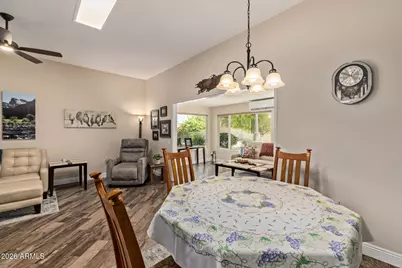 10809 W Palmeras Drive, Sun City, AZ 85373 - Photo 11