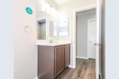 10911 W Mariposa Drive, Phoenix, AZ 85037 - Photo 15