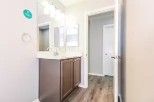 10911 W Mariposa Dr, Phoenix, AZ 85037 - Photo 15