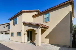 10911 W Mariposa Dr, Phoenix, AZ 85037 - Photo 17