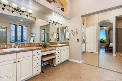 1724 W Steinway Drive, Phoenix, AZ 85041 - Photo 33