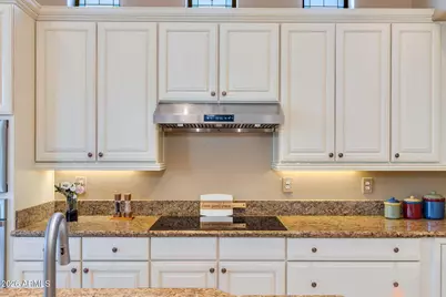 1724 W Steinway Drive, Phoenix, AZ 85041 - Photo 27