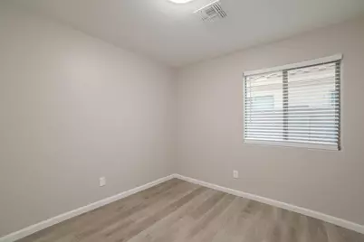 7409 S 37th Glen, Phoenix, AZ 85041 - Photo 15