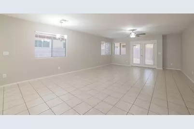 7409 S 37th Glen, Phoenix, AZ 85041 - Photo 5