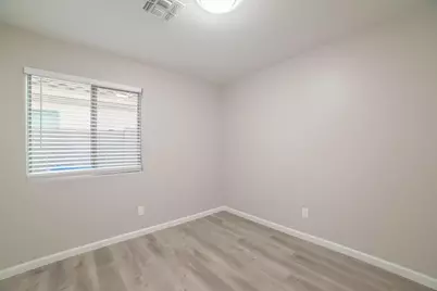 7409 S 37th Glen, Phoenix, AZ 85041 - Photo 13
