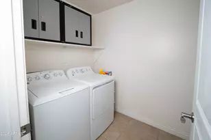 1717 E Beautiful Ln, Phoenix, AZ 85042 - Photo 33