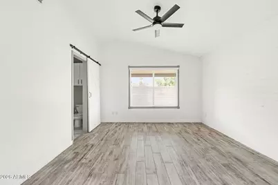 24834 N 36th Drive, Glendale, AZ 85310 - Photo 17