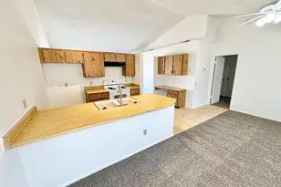 20403 N 31st Ave, Phoenix, AZ 85027 - Photo 9